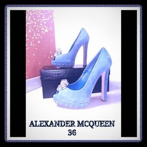 ALEXANDER MCQUEEN BLUE SUEDE PUMPS